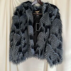 NEW Juicy Couture Women’s Lapis Sadie Feather Faux Fur jacket Coat size M / L